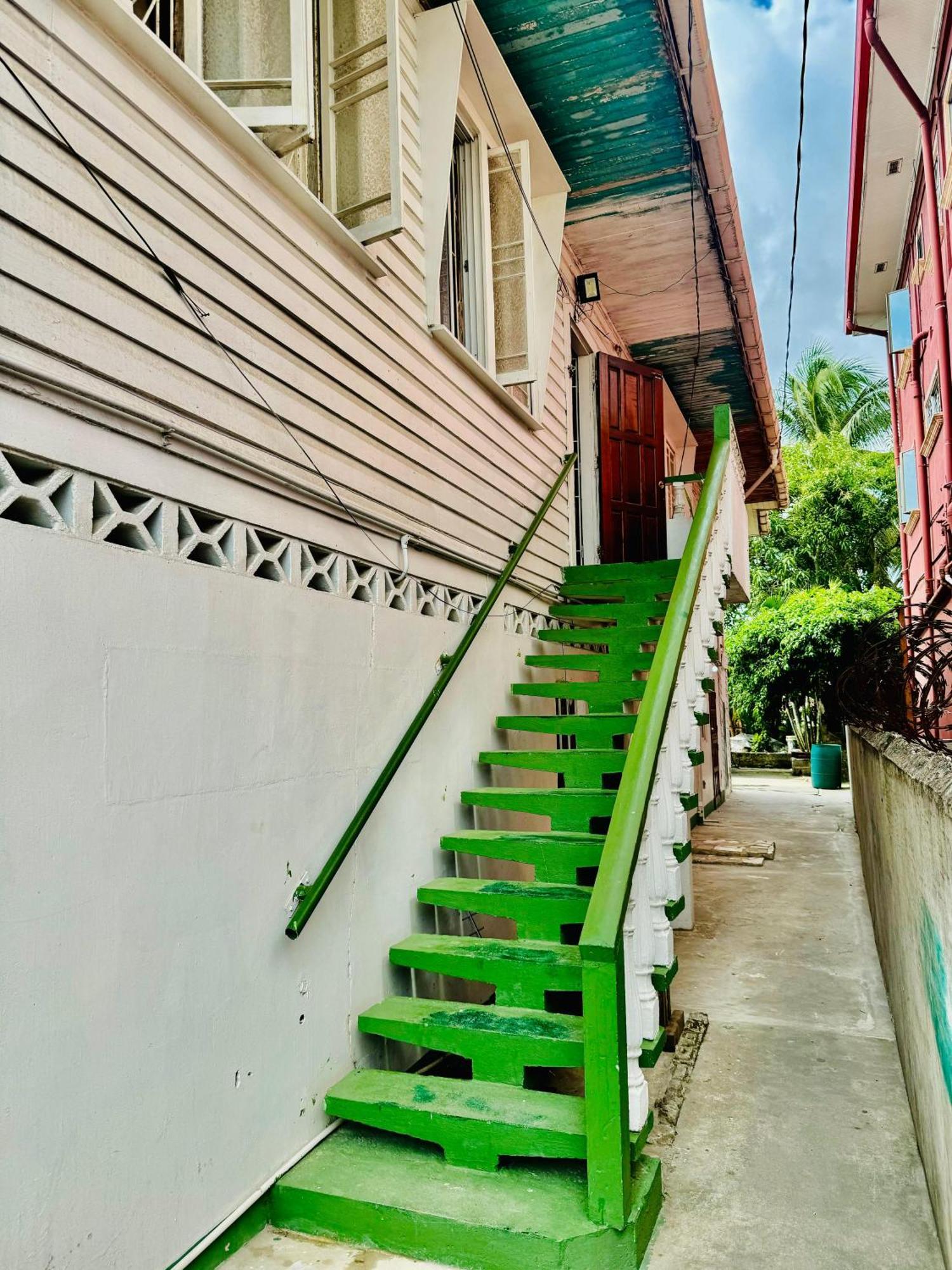 Smith'S Homestay جورج تاون المظهر الخارجي الصورة